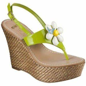 Miss Trish Green Daisy Butterfly Wedge Sandals Women’s .
